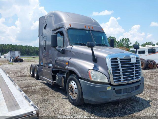  Salvage Freightliner Cascadia 125