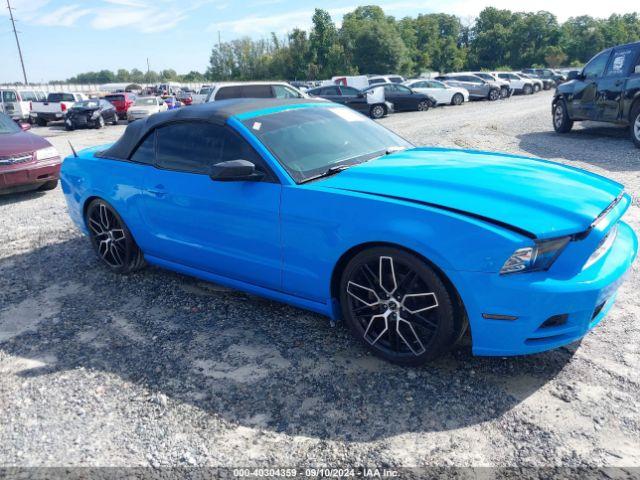  Salvage Ford Mustang