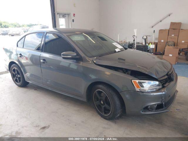  Salvage Volkswagen Jetta