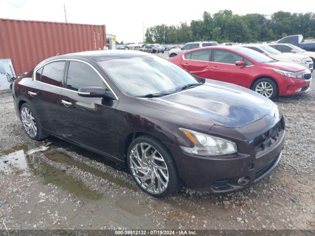  Salvage Nissan Maxima