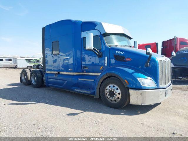  Salvage Peterbilt 579