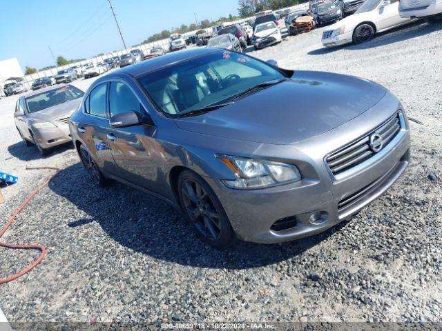  Salvage Nissan Maxima