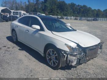  Salvage Nissan Maxima