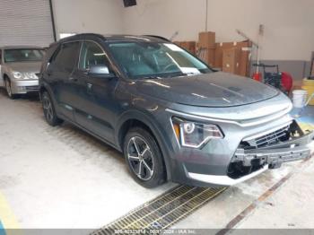  Salvage Kia Niro