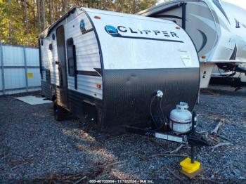  Salvage Coachmen Clipper