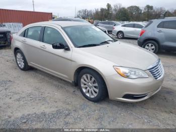  Salvage Chrysler 200