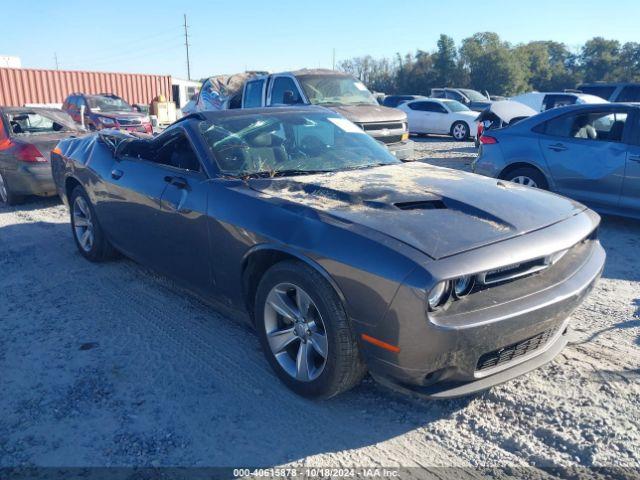  Salvage Dodge Challenger