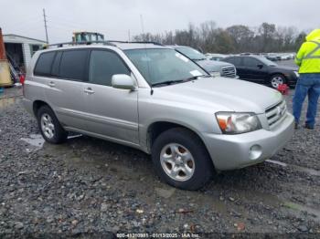  Salvage Toyota Highlander