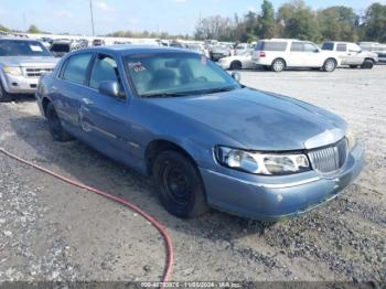  Salvage Lincoln Towncar