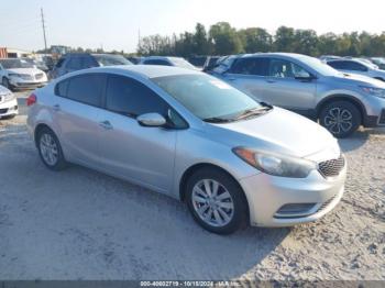  Salvage Kia Forte