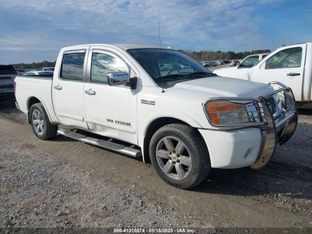  Salvage Nissan Titan