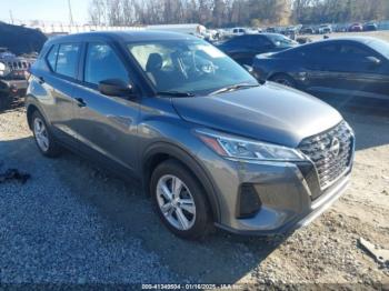  Salvage Nissan Kicks