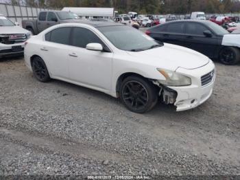  Salvage Nissan Maxima