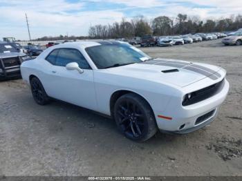  Salvage Dodge Challenger