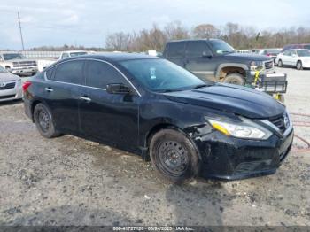  Salvage Nissan Altima