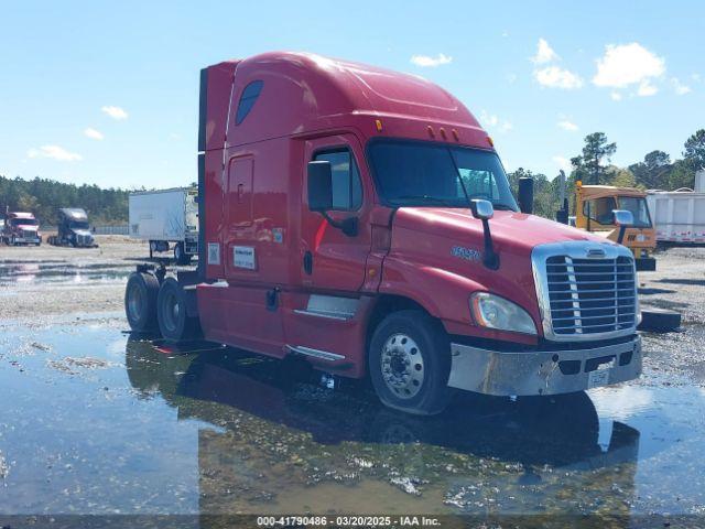  Salvage Freightliner Cascadia 125