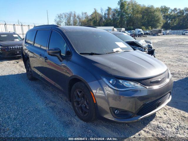  Salvage Chrysler Pacifica