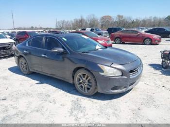  Salvage Nissan Maxima