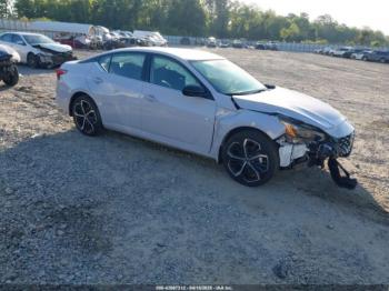  Salvage Nissan Altima