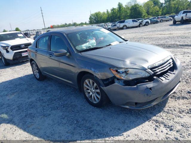  Salvage Chrysler 200