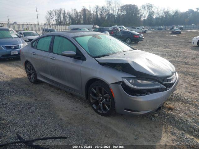  Salvage Chrysler 200