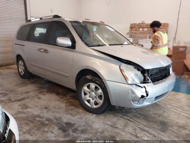 Salvage Kia Sedona