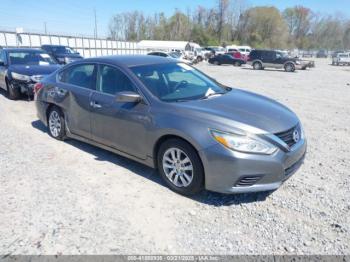  Salvage Nissan Altima