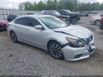 Salvage Nissan Altima