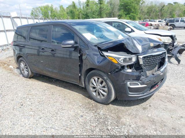  Salvage Kia Sedona