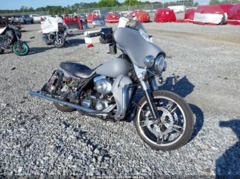  Salvage Harley-Davidson Flhtcui