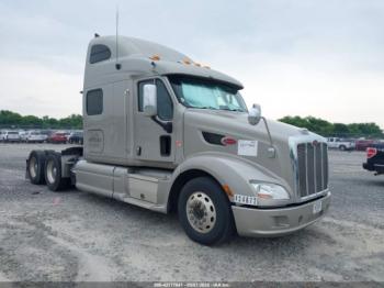  Salvage Peterbilt 587
