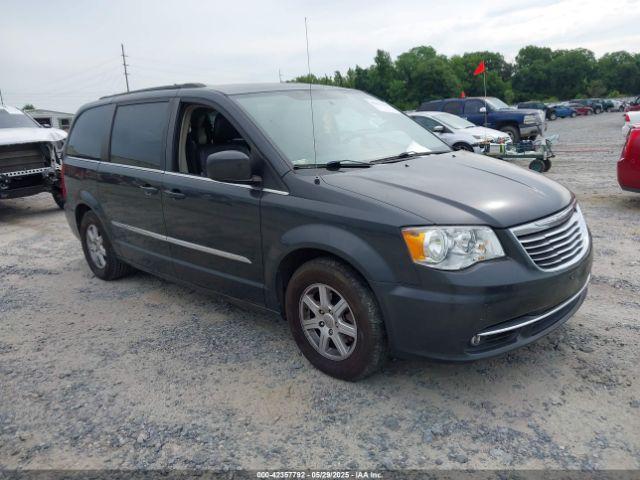  Salvage Chrysler Town & Country