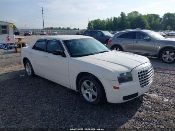  Salvage Chrysler 300
