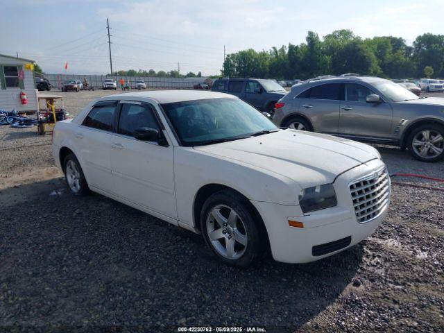  Salvage Chrysler 300