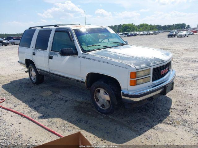  Salvage GMC Yukon
