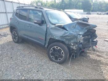  Salvage Jeep Renegade