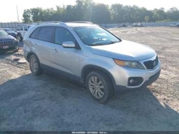  Salvage Kia Sorento