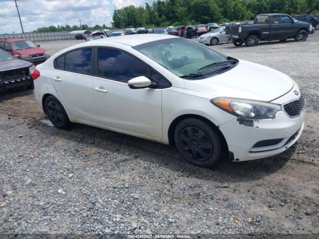  Salvage Kia Forte