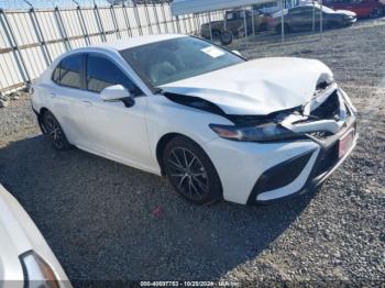  Salvage Toyota Camry
