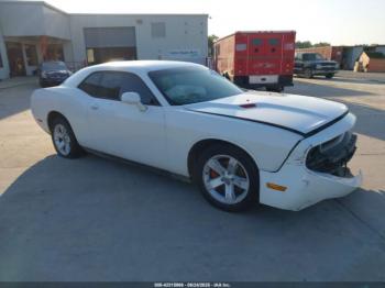  Salvage Dodge Challenger
