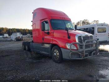  Salvage Freightliner Cascadia 125