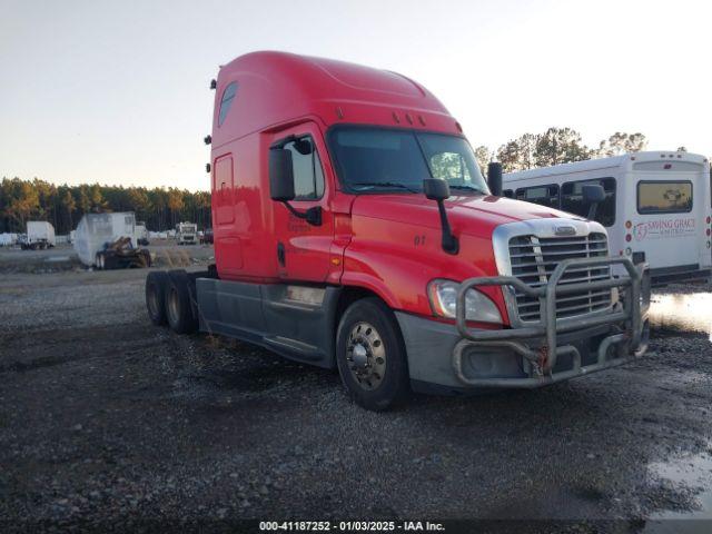  Salvage Freightliner Cascadia 125