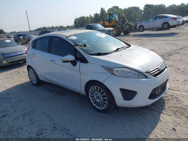  Salvage Ford Fiesta