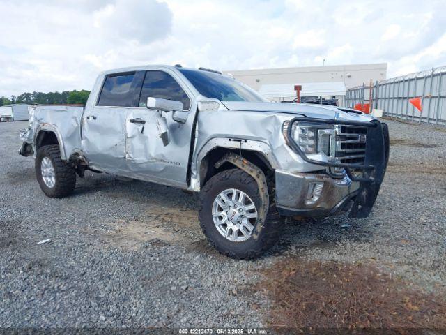 Salvage General Motors Sierra 2500HD