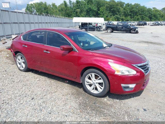  Salvage Nissan Altima