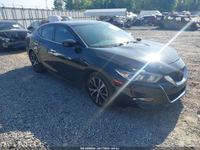  Salvage Nissan Maxima