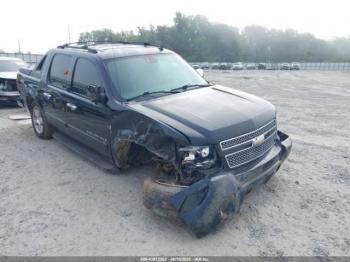  Salvage Chevrolet Avalanche 1500