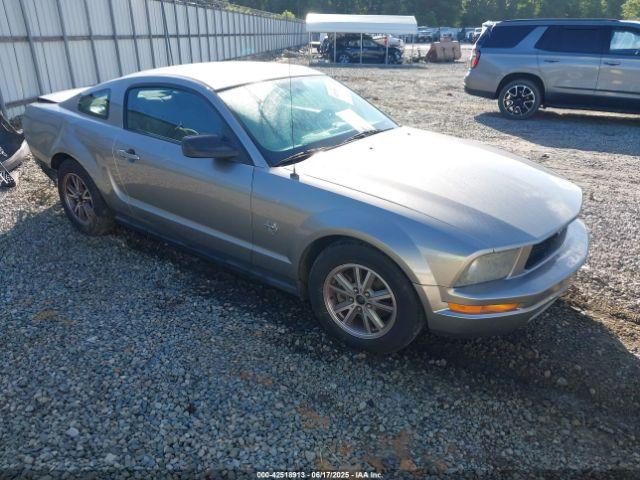  Salvage Ford Mustang