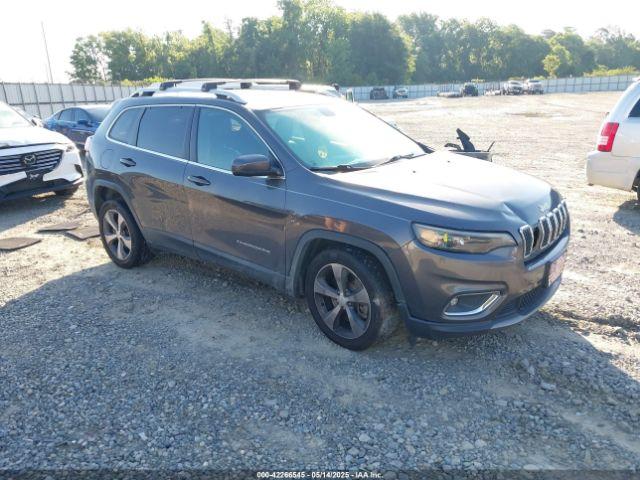  Salvage Jeep Cherokee