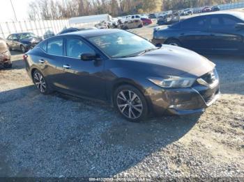  Salvage Nissan Maxima